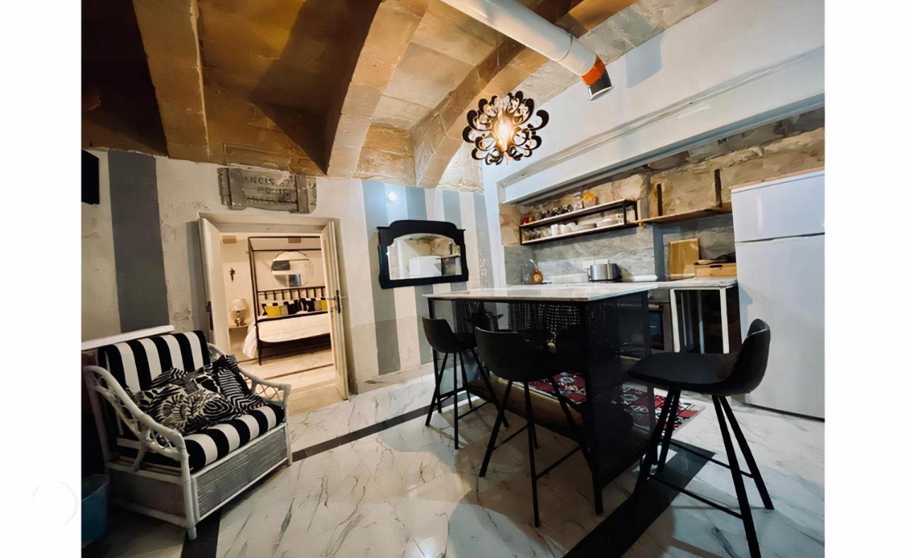 Ferienwohnung Charming Townhouse Prime Area Valletta Exterior foto
