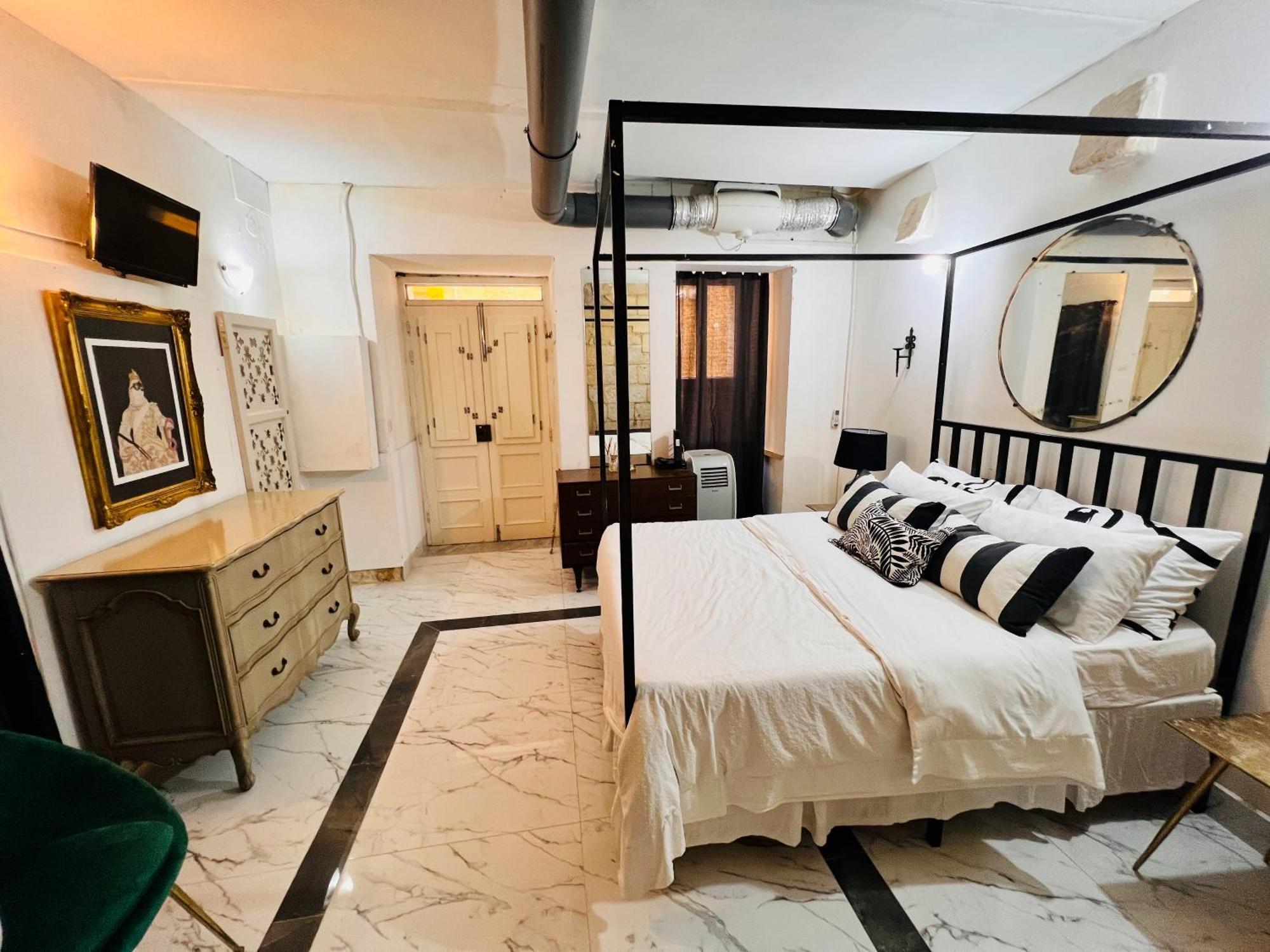 Ferienwohnung Charming Townhouse Prime Area Valletta Exterior foto