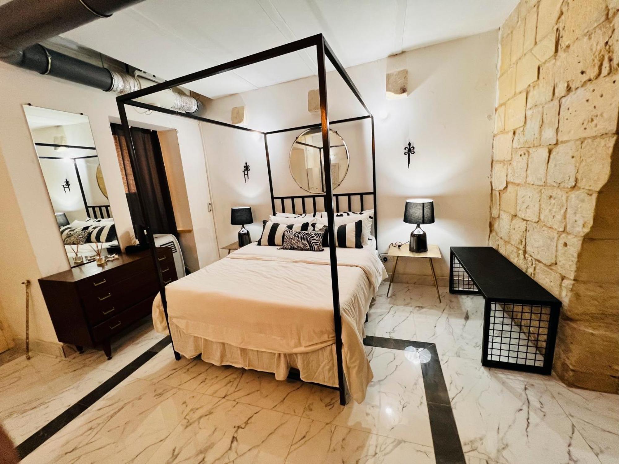 Ferienwohnung Charming Townhouse Prime Area Valletta Exterior foto