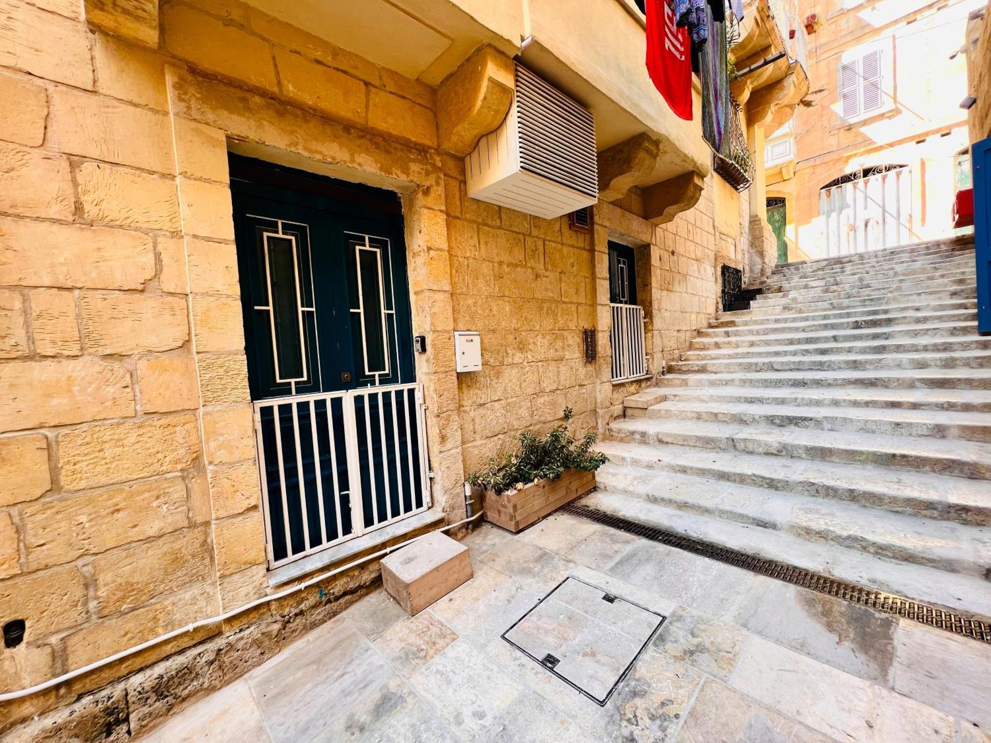 Ferienwohnung Charming Townhouse Prime Area Valletta Exterior foto
