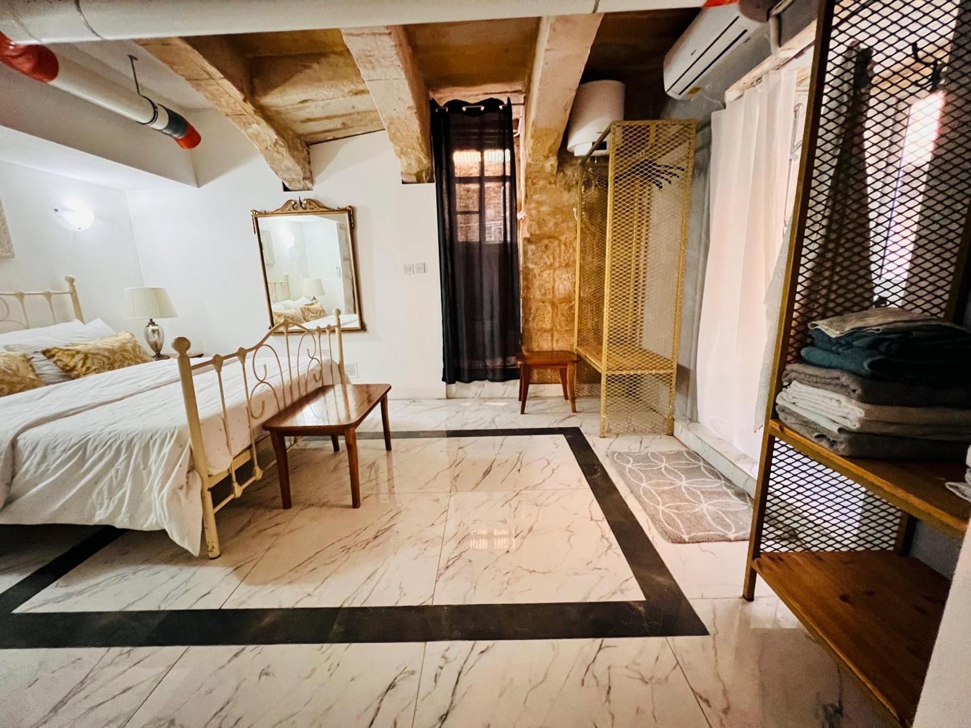 Ferienwohnung Charming Townhouse Prime Area Valletta Exterior foto