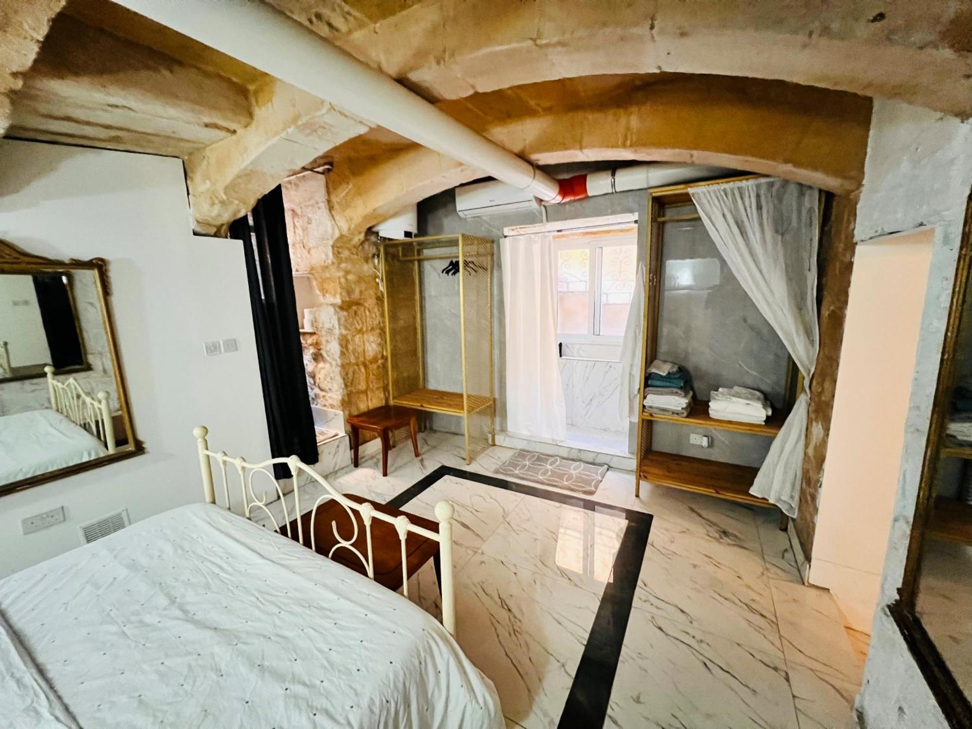 Ferienwohnung Charming Townhouse Prime Area Valletta Exterior foto